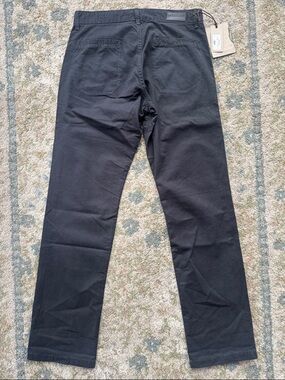 Grown & Sewn Men's Legend Black Chino Pants - Straight Fit - 31